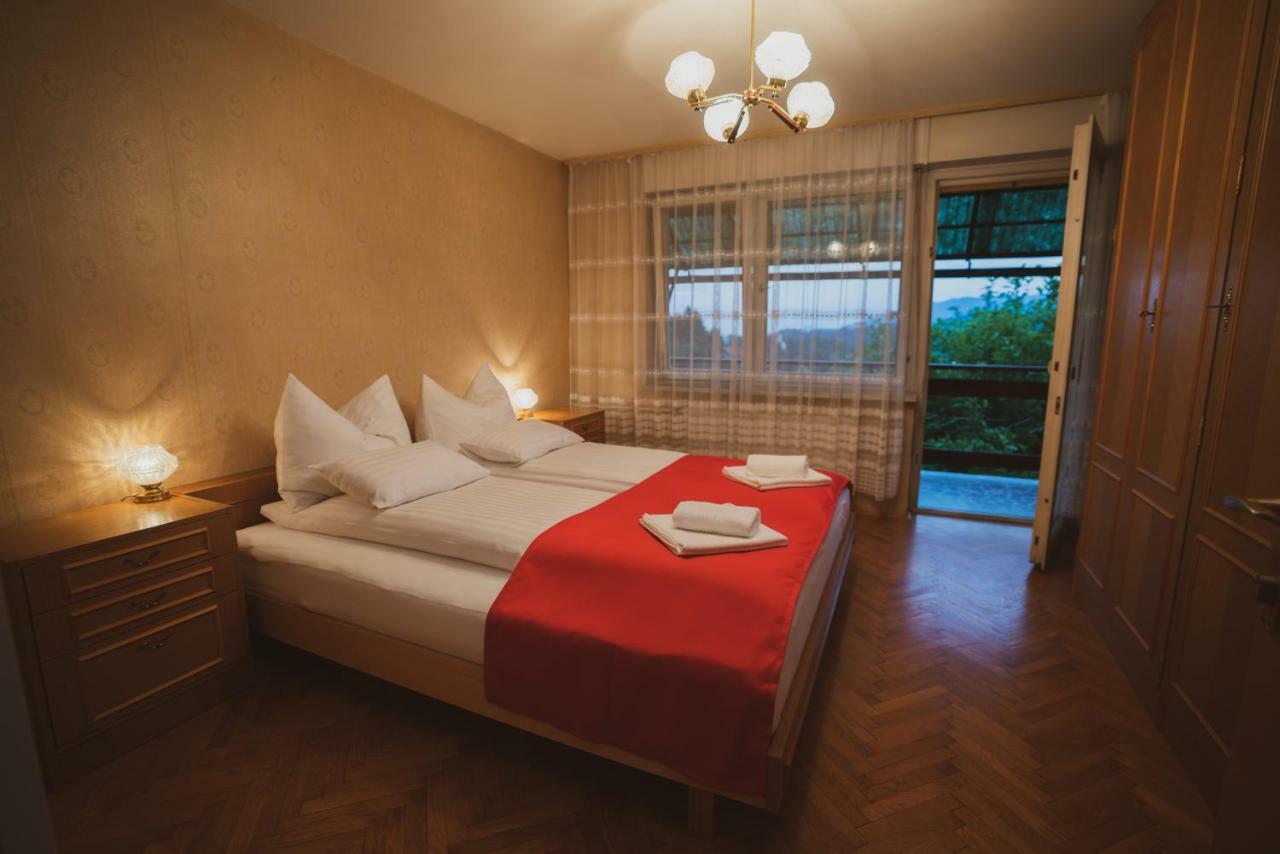 Apartmaji Retro Spodnje Gorje Exteriör bild